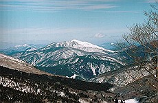 Mt.Sinnyu1_thumb.jpg