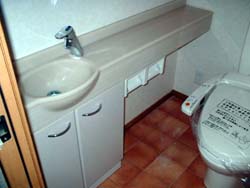 1階トイレカウンター